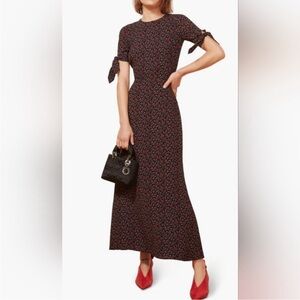 Reformation Amsterdam Dress - tailored to mini dress! Fits like size 0